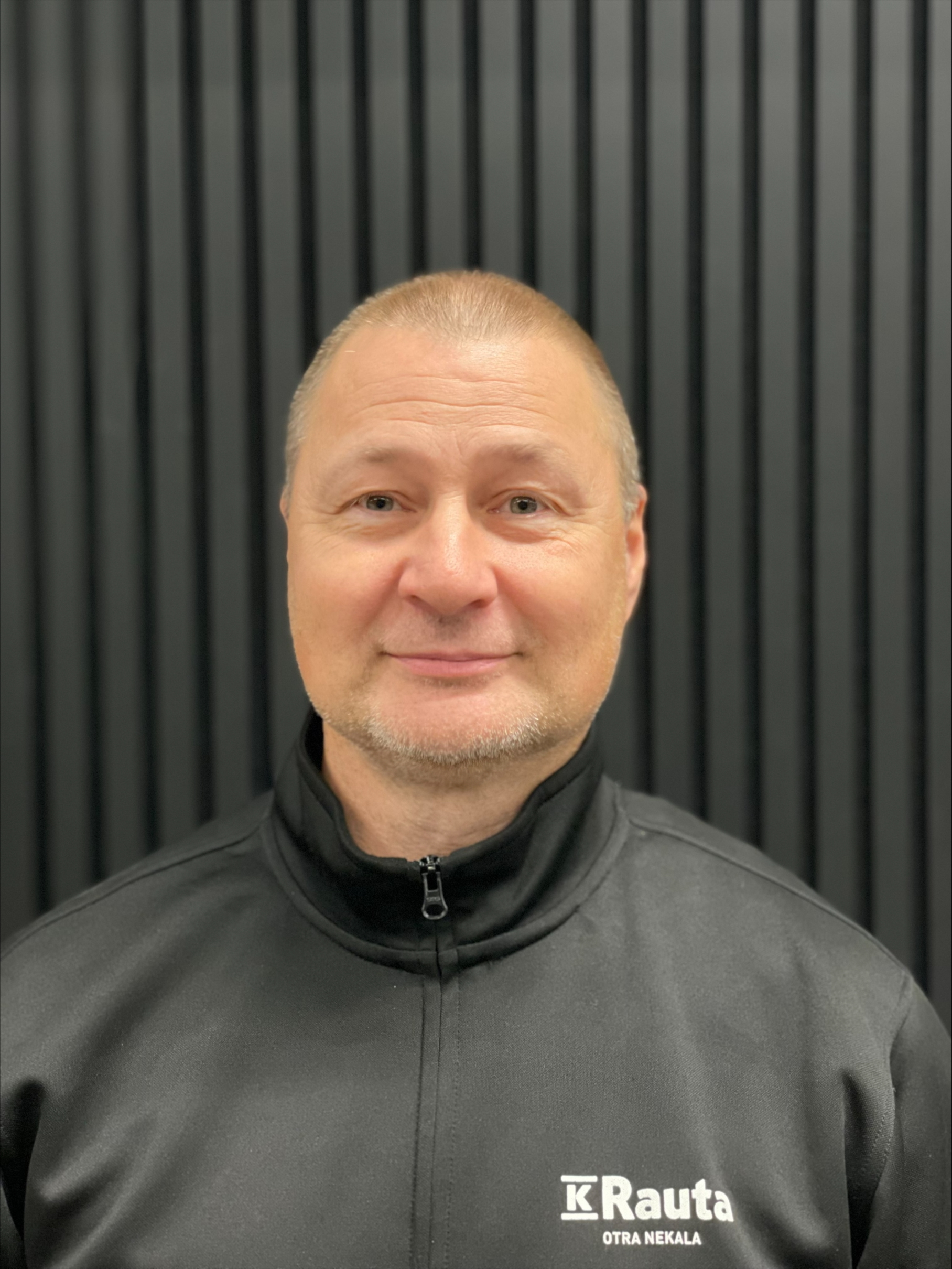 Erno Tamminen, Yrityspalvelu
