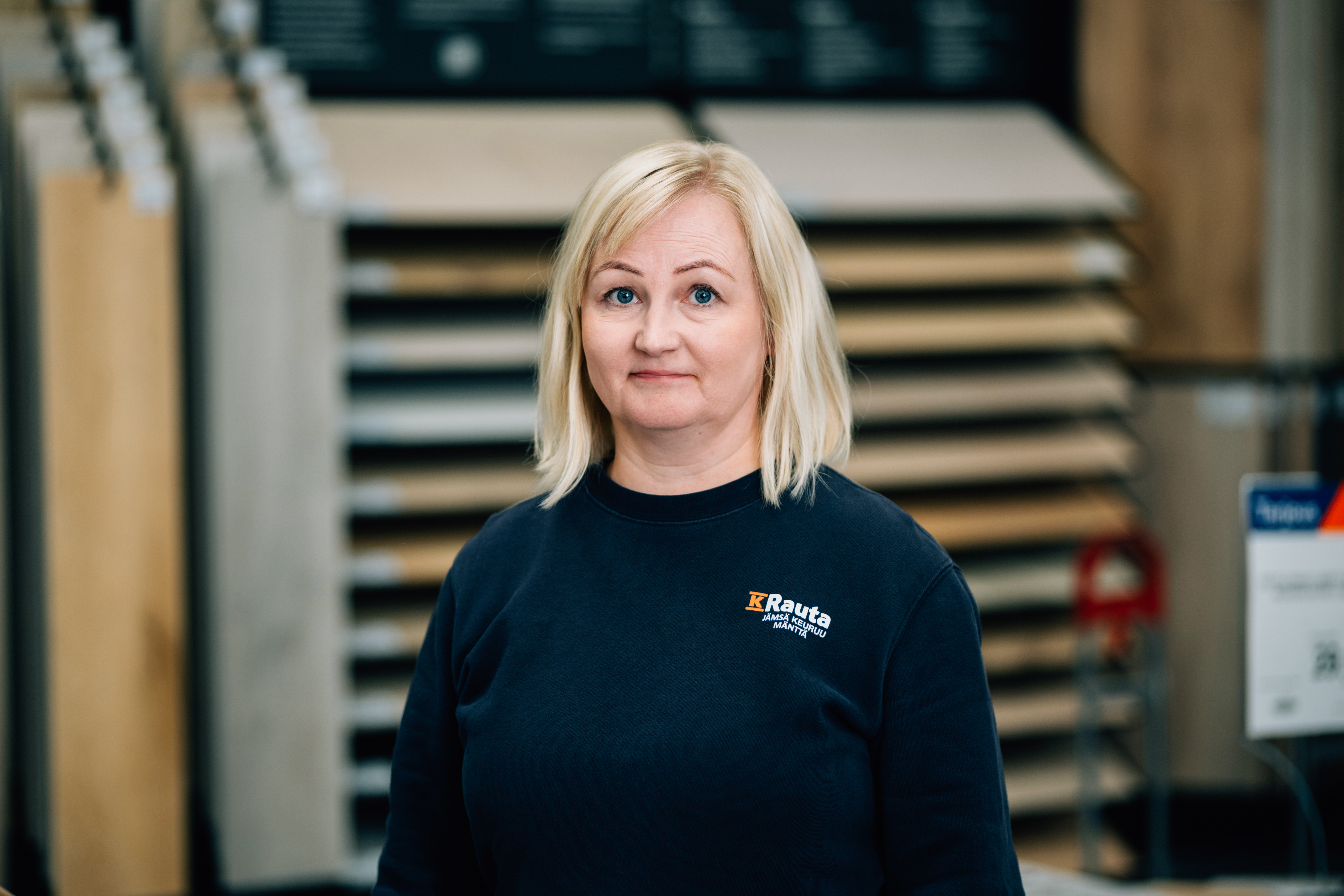 Jonna Laaksonen, logistiikka