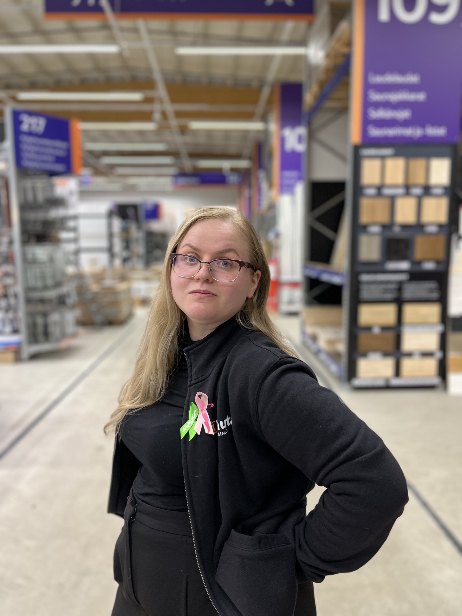 Riikka Toivanen/kassa ja somemarkkinointi