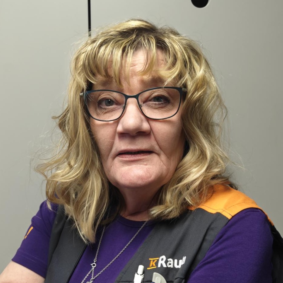 Tiina Thusberg, myynti