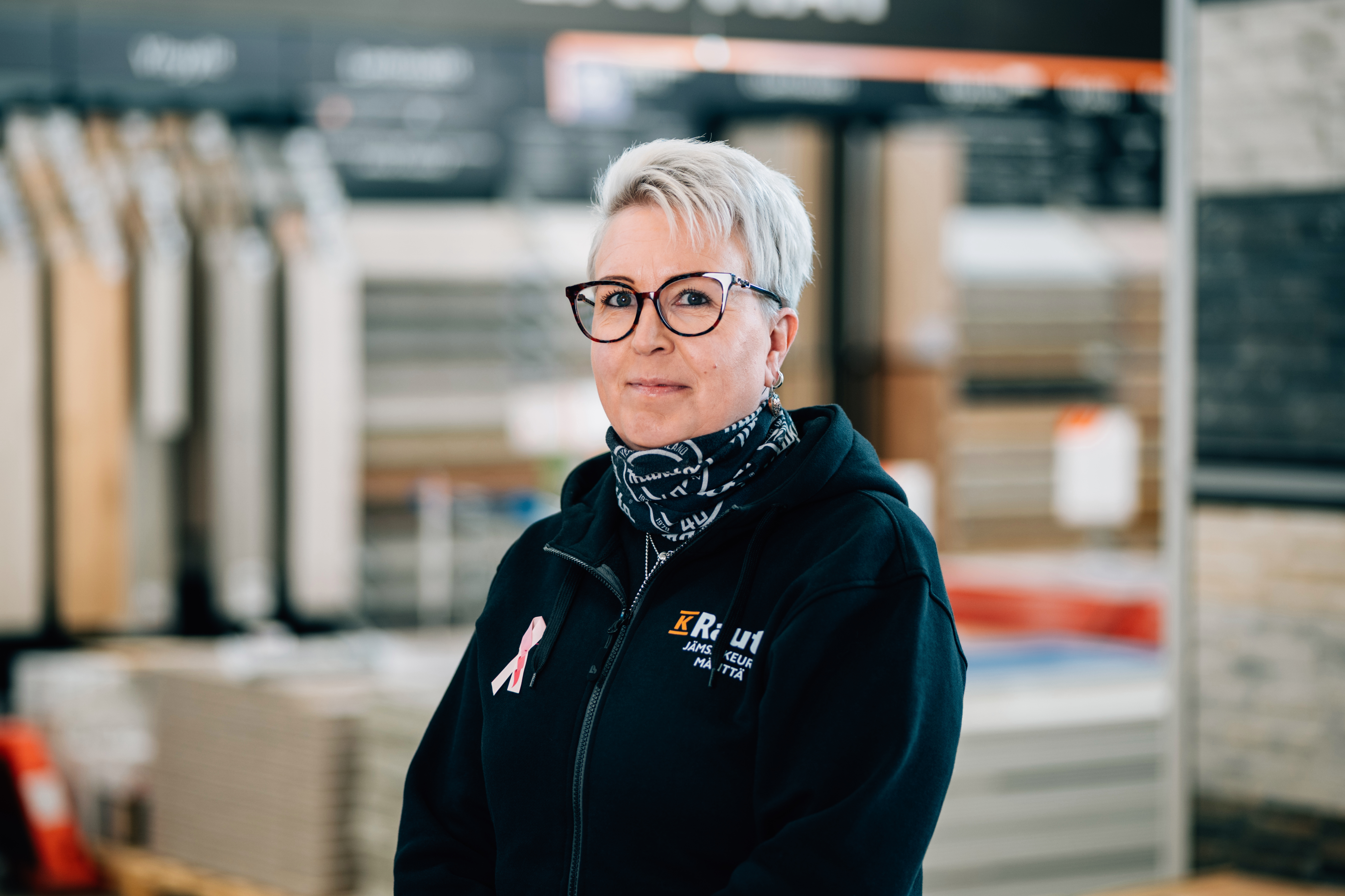 Suvi Koski, noutopiha ja logistiikka