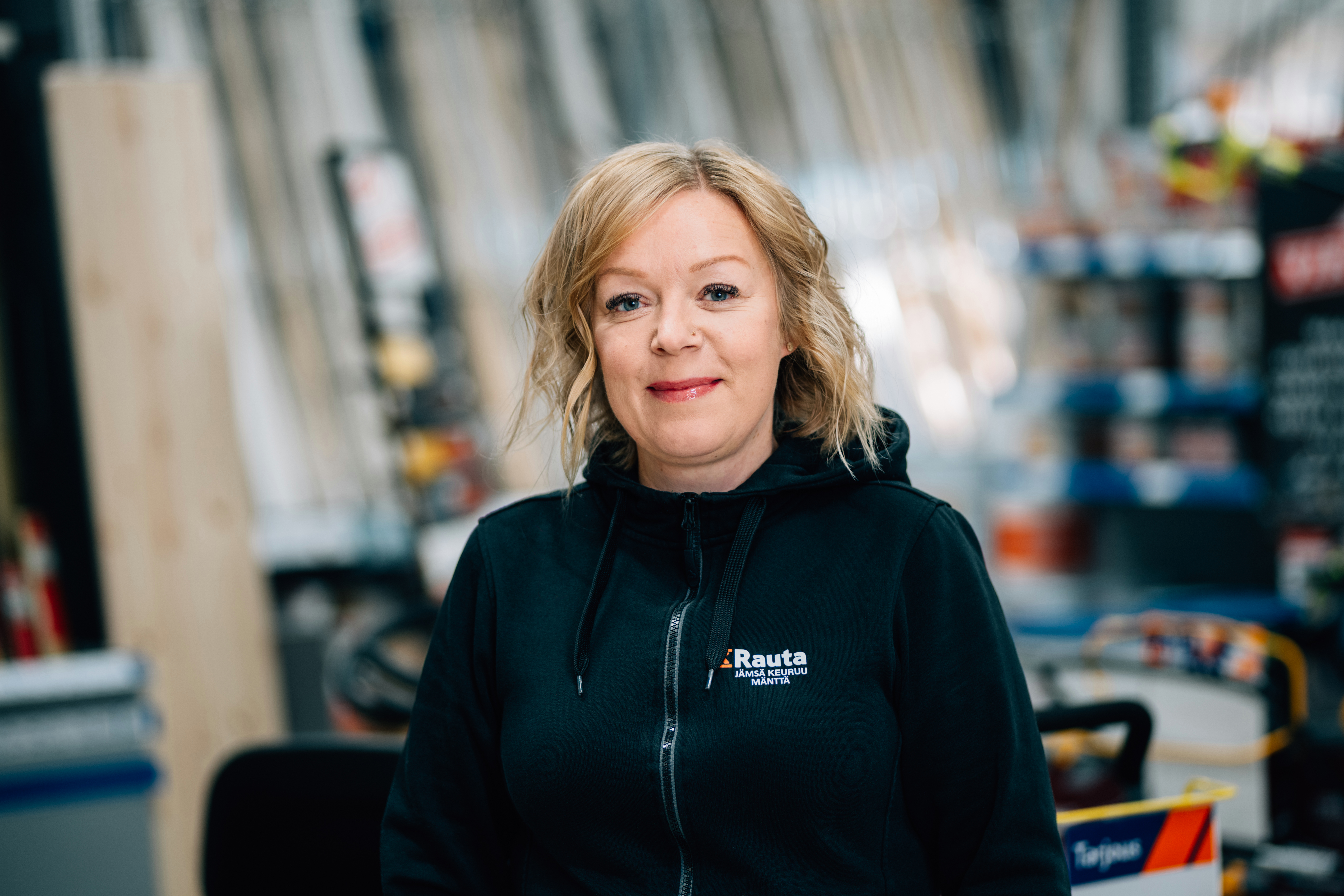 Minna Tauriainen             Kassa/puutarha